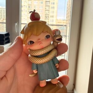 POP MART x Hirono Le Petit Prince Series Confirmed Figure “The Snake”